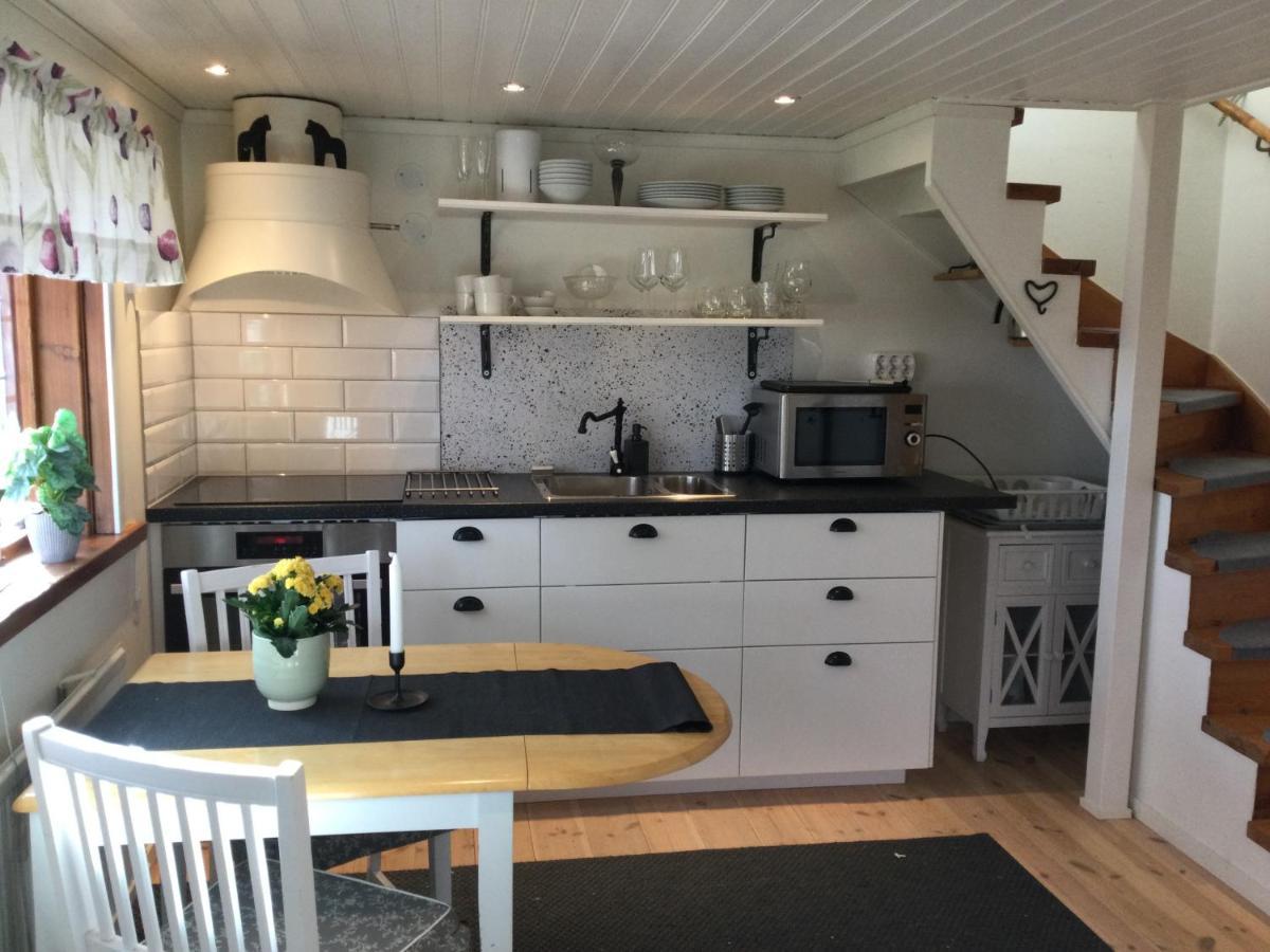 Mysigt Boende I Raettvik Med Utsikt Oever Siljan Extérieur photo