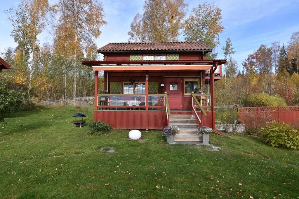 Mysigt Boende I Raettvik Med Utsikt Oever Siljan Extérieur photo