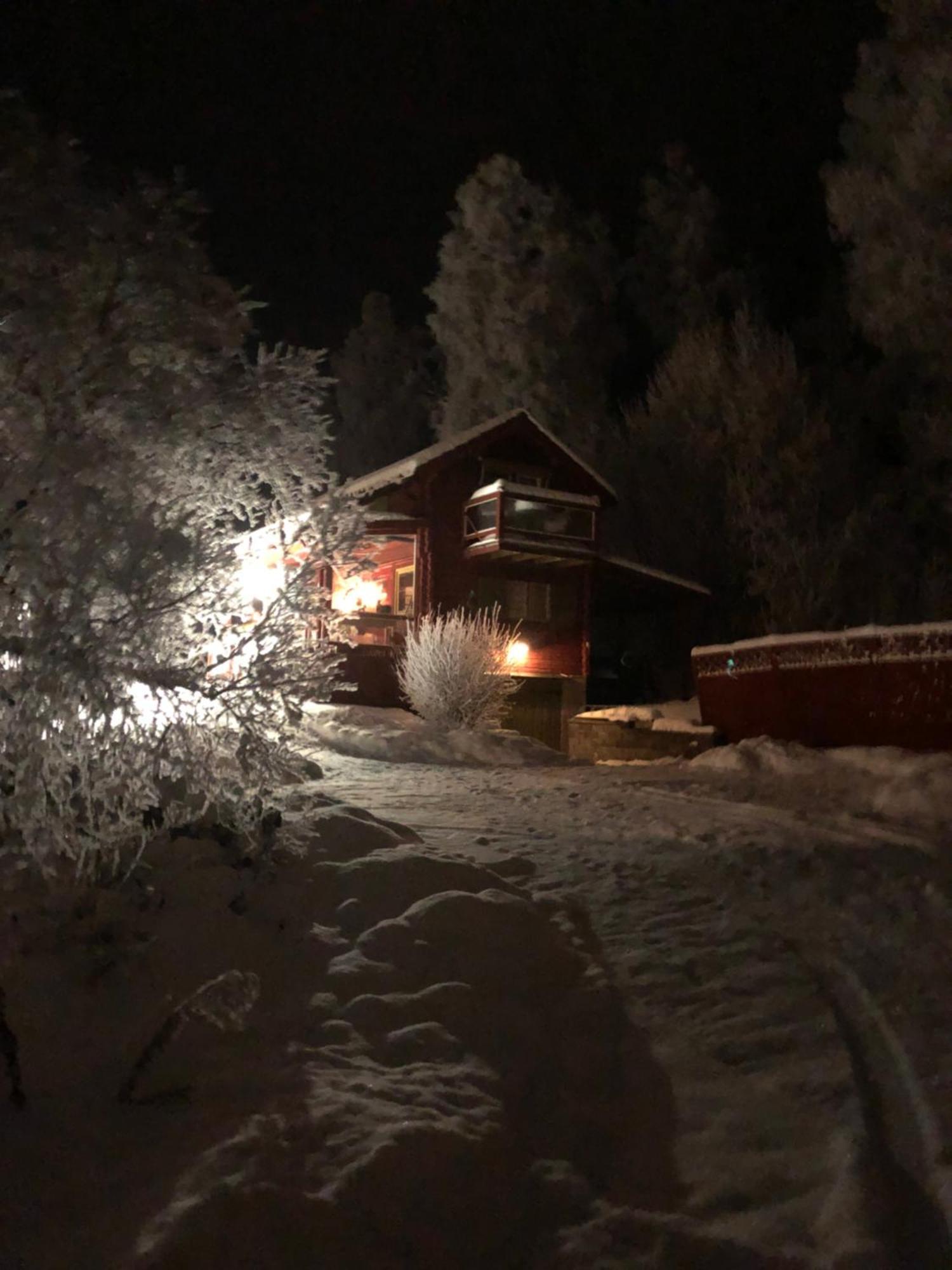 Mysigt Boende I Raettvik Med Utsikt Oever Siljan Extérieur photo